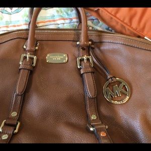Michel Kors soft leather purse